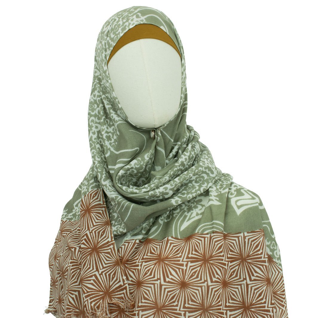 Hijab Design "Partita" in Wald Tanz